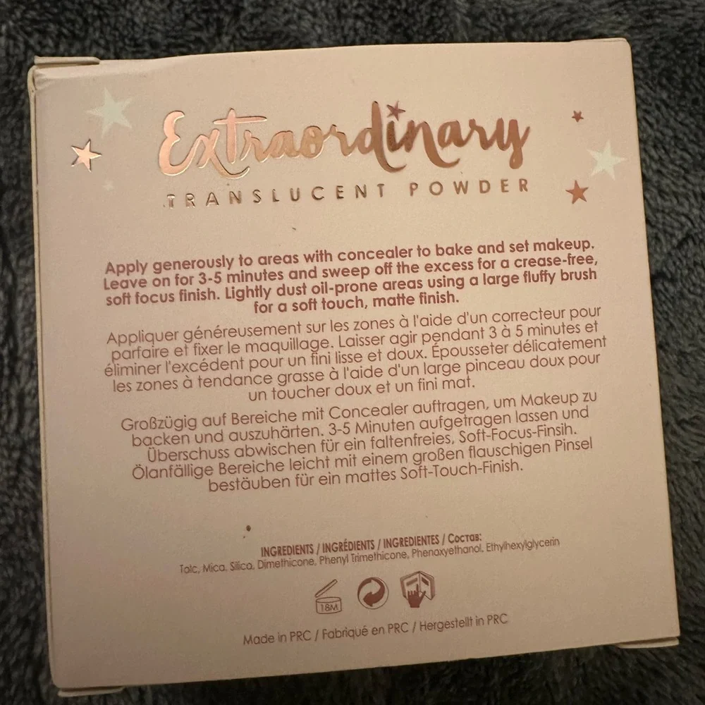 Ciaté Extraordinary Translucent Powder - Picture 3 of 3